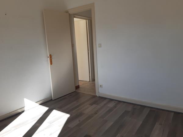 Maison
         4 pièces
        - 67 m² Exclusivité 169 000 € *