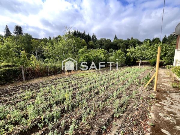 Maison avec sous-sol complet et dépendance!