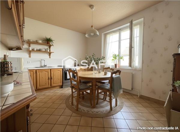 Maison avec sous-sol complet et dépendance!