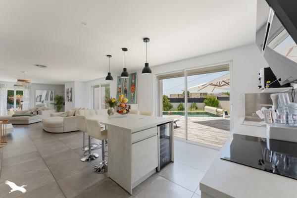 Maison à vendre 699 000 € Saint-Aunès 5 p 160 m² DPE B