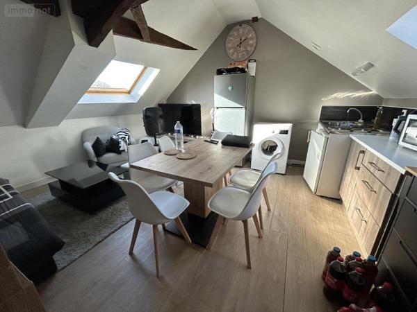 Immeuble à vendre à Saint-Berthevin en Mayenne (53940), ref : 53006-1318