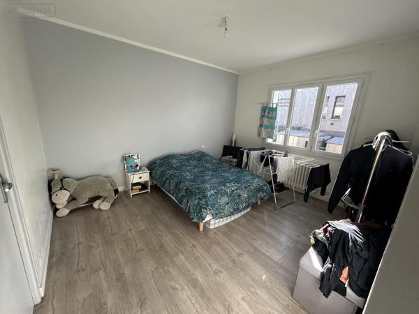 Immeuble à vendre à Saint-Berthevin en Mayenne (53940), ref : 53006-1318