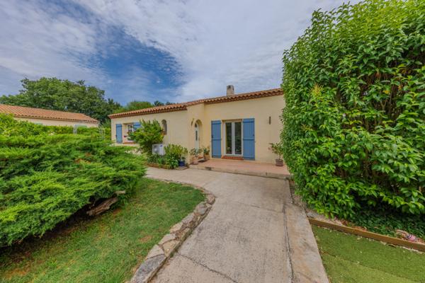 Sommières (30250) Sommières, maison T5 PLAIN PIED SUR PARCELLE DE 753 M2 piscine, garage.