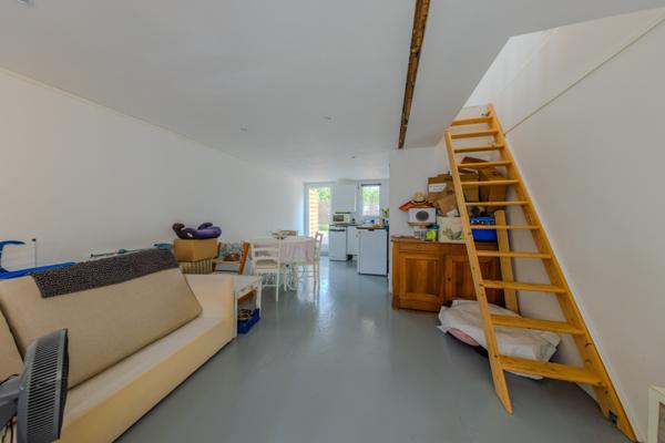 Sommières (30250) Sommières, maison T5 PLAIN PIED SUR PARCELLE DE 753 M2 piscine, garage.