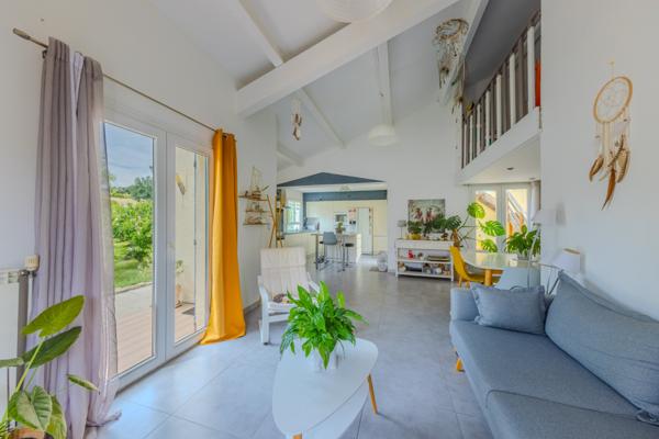 Sommières (30250) Sommières, maison T5 PLAIN PIED SUR PARCELLE DE 753 M2 piscine, garage.