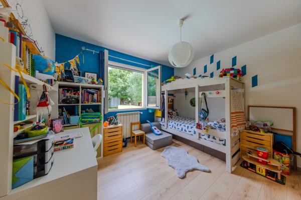 Sommières (30250) Sommières, maison T5 PLAIN PIED SUR PARCELLE DE 753 M2 piscine, garage.