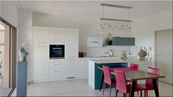 Appartement à vendre 4 pièces DIVONNE LES BAINS (01) – Résidence Le Stallion Élégance, terrasse panoramique et vue Mont Blanc