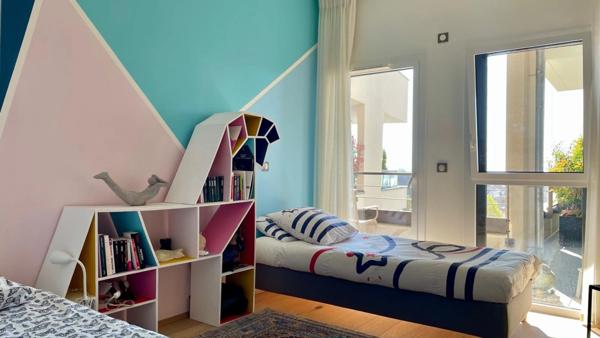 Appartement à vendre 4 pièces DIVONNE LES BAINS (01) – Résidence Le Stallion Élégance, terrasse panoramique et vue Mont Blanc