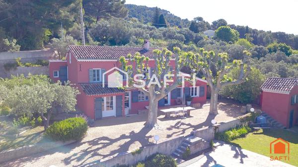 Superbe propriété de 145m² sur 2885m² de terrain avec vue panoramique