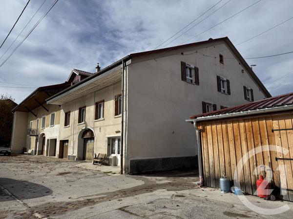 Appartement F4 à vendre  4 pièces - 104 m2 MOUTHE - 25