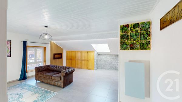 Appartement F4 à vendre  4 pièces - 104 m2 MOUTHE - 25