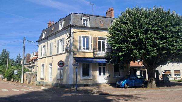 Maison Clamecy 8 pièce(s) 226 m2  122 000