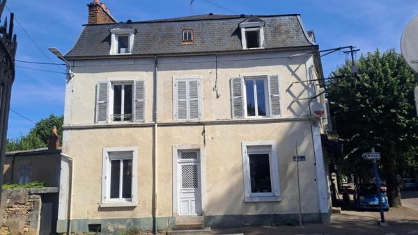 Maison Clamecy 8 pièce(s) 226 m2  122 000