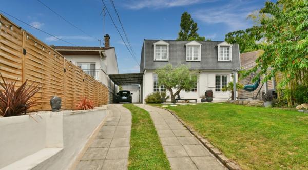 A vendre maison style mansart 6 pièces 140m² EPINAY SUR ORGE (91) à 17km de Paris, avec garage et atelier indépendant et un terrain paysagé de 598m²