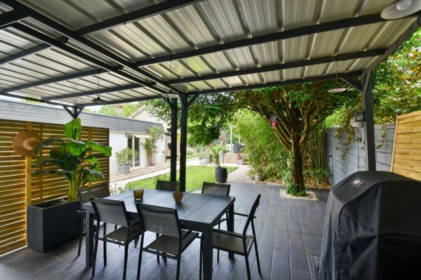 A vendre maison style mansart 6 pièces 140m² EPINAY SUR ORGE (91) à 17km de Paris, avec garage et atelier indépendant et un terrain paysagé de 598m²