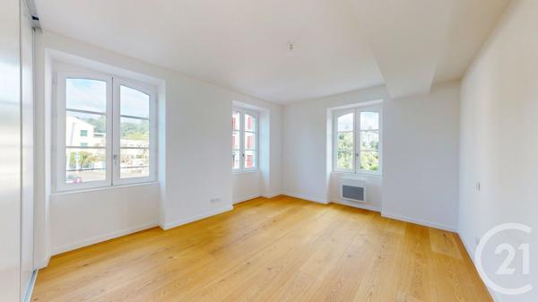 Appartement F3 à vendre  3 pièces - 73,35 m 2   BAYONNE  - 64