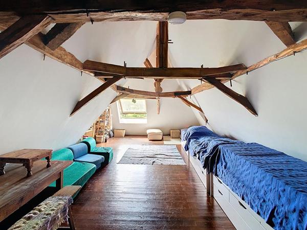 Ancien corps de ferme avec piscine