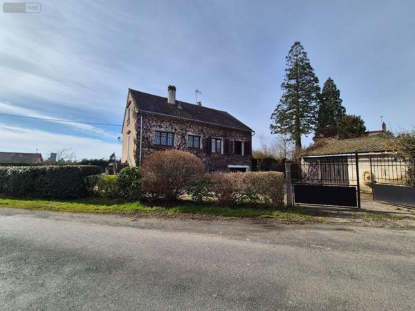Maison à vendre à Neuvy-Saint-Sépulchre dans l'Indre (36230), ref : CG/354