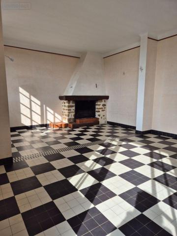 Maison à vendre à Neuvy-Saint-Sépulchre dans l'Indre (36230), ref : CG/354