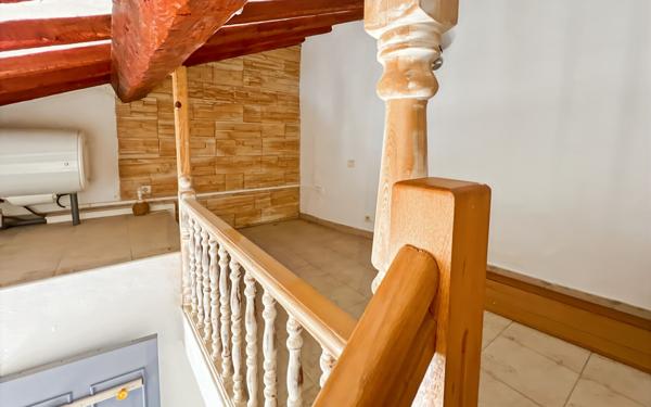 Maison à vendre    2 pièces • 51 m2 Callian