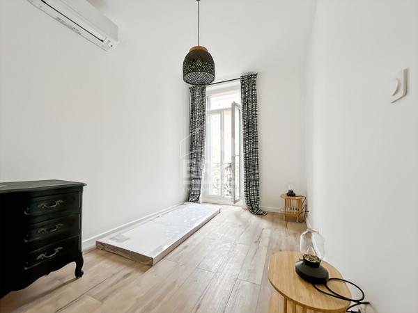 T4 de 75m² rénové - Vieux-Port Marseille