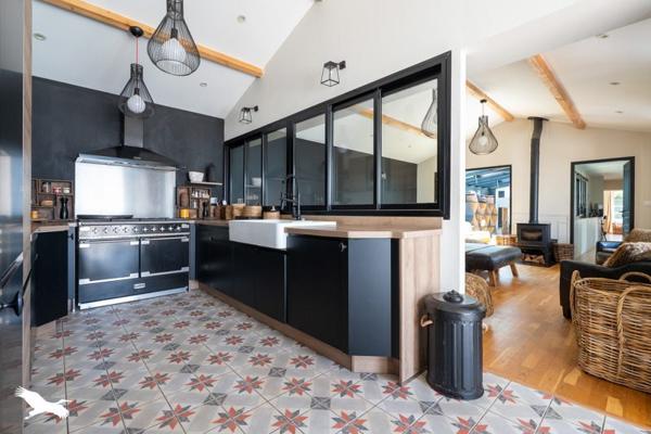 Maison à vendre |                                       Le Château-d'Oléron |                                        6 pièces  |  174 m²