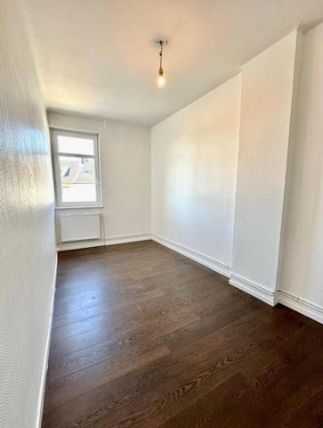 À découvrir à L’Hôpital – Maison mitoyenne de 101 m² avec jardin