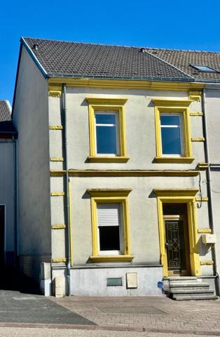 À découvrir à L’Hôpital – Maison mitoyenne de 101 m² avec jardin