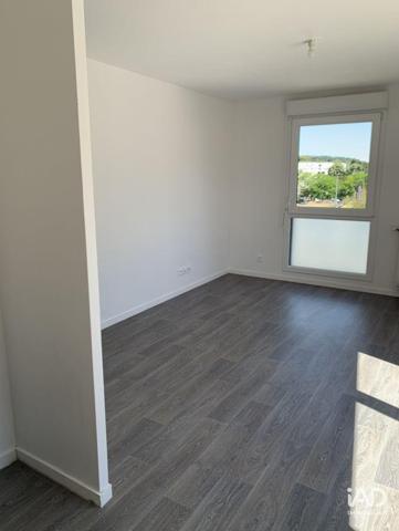 Location appartement 3 pièces 59 m² Châtenay-Malabry