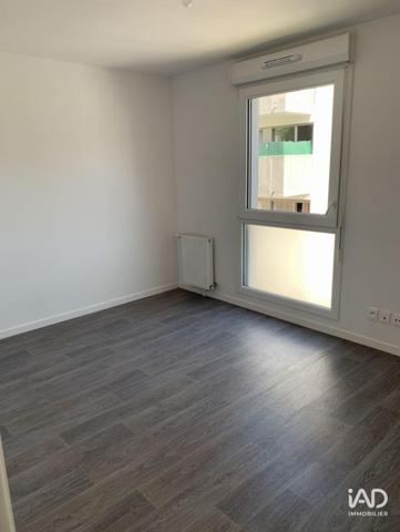 Location appartement 3 pièces 59 m² Châtenay-Malabry