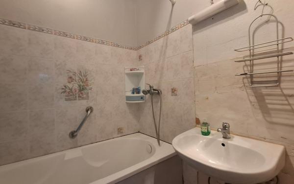 Appartement à vendre    3 pièces • 59,60 m2 Robion
