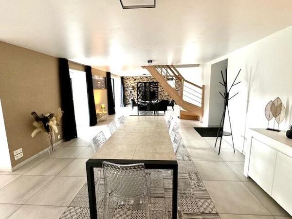 Magnifique Villa de 2020 avec piscine et spa