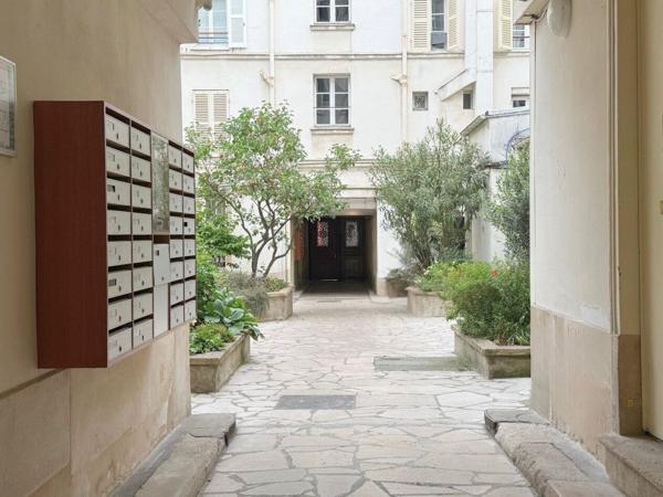 Appartement 2 pièces Rue Saint Dominique