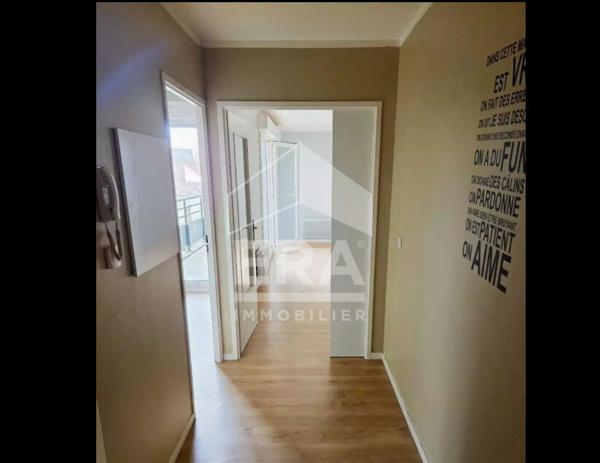 Appartement Combs La Ville 2 pièces 48 m2