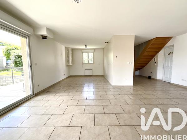 Maison à vendre 4 pièces 100 m² Villieu-Loyes-Mollon