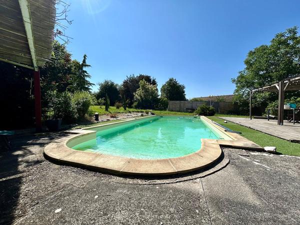 - NOUVEAUTE PROPRIETE T7 GRAND JARDIN - PISCINE