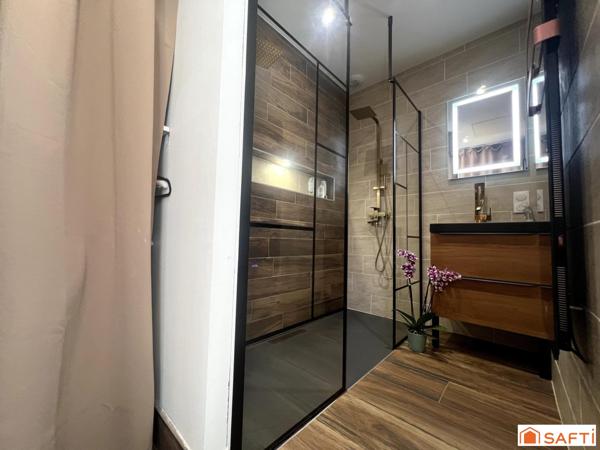 Maison contemporaine – 4 chambres – Garage – À proximité des plages