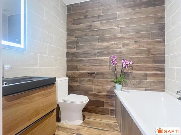 Maison contemporaine – 4 chambres – Garage – À proximité des plages