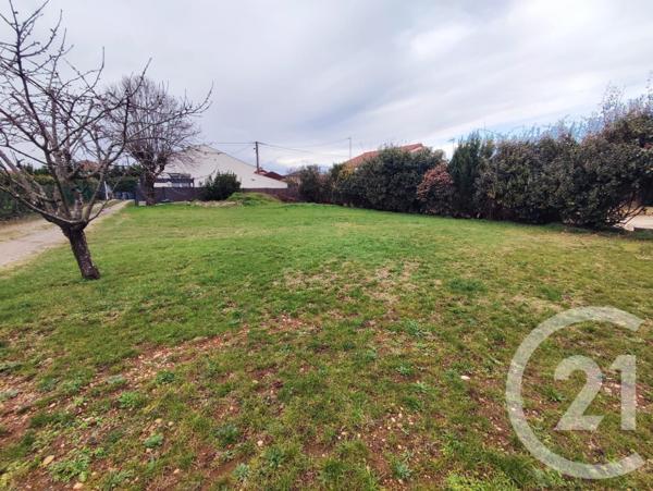 Terrain à vendre  474 m2 DECINES CHARPIEU - 69