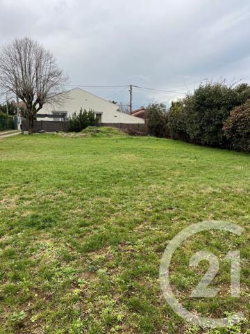 Terrain à vendre  474 m2 DECINES CHARPIEU - 69