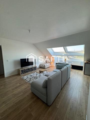 Dernier étage lumineux, aucun travaux !