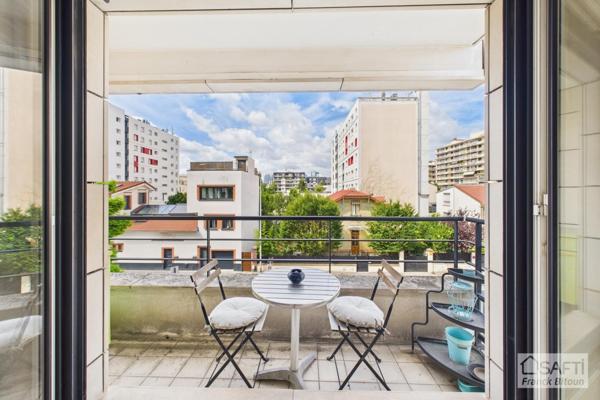 PARC DE BÉCON - 2 pièces MODERNE avec BALCON, CAVE et PARKING.