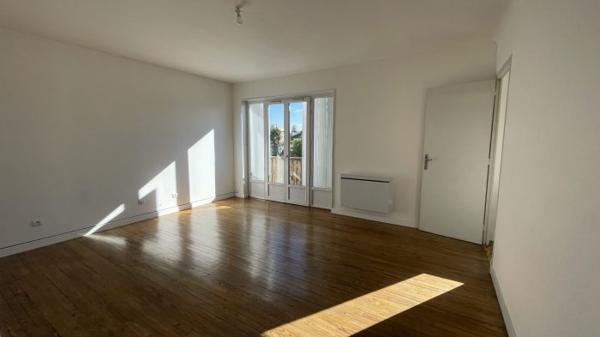 Appartement T3 - garage - jardin
