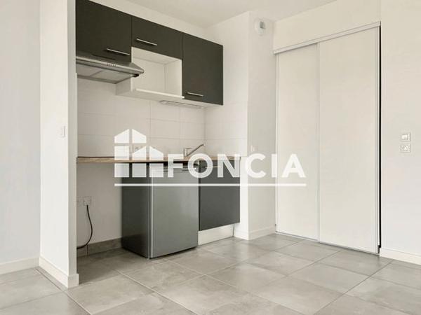 Location Studio 27.25 m² - 180-182 AVENUE DE MURET Toulouse 31300