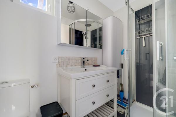 Appartement F1 à vendre  1 pièce - 24,87 m2 ISSY LES MOULINEAUX - 92