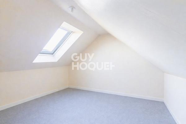 CHARMANTE MAISON FAMILIALE DE 6 PIECES (142m²) À SAINT-PIERRE-DU-PERRAY