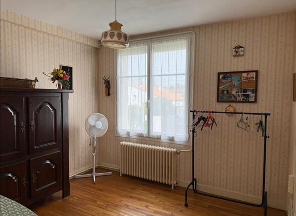 NIORT prox Quai Metayer maison 3 ch, Niort 79000