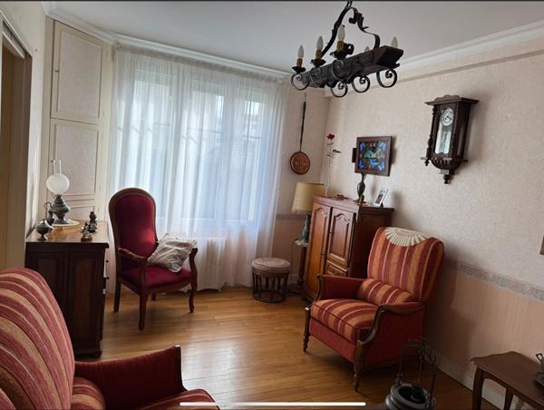 NIORT prox Quai Metayer maison 3 ch, Niort 79000