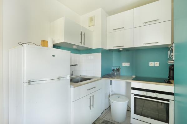 Lumineux 2 pièces avec balcon