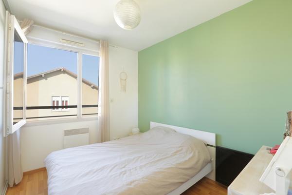 Lumineux 2 pièces avec balcon